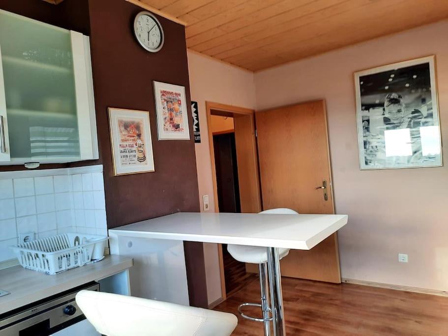 Gemuetliche, Helle Wohnung Im Luftkurort Dansenberg 카이저슬라우테른 외부 사진